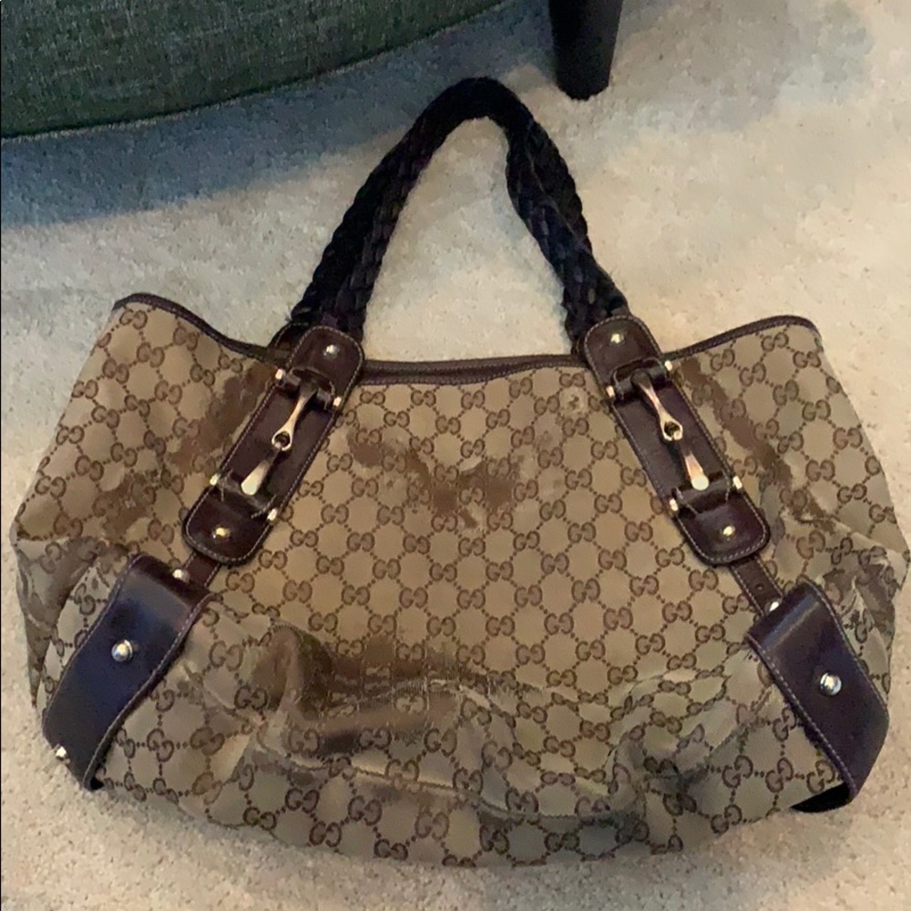 Gucci handbag